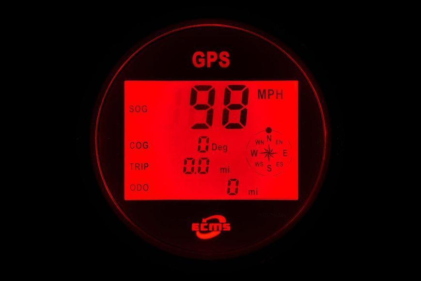 GPS спідометр мультиекранний ECMS PLG2-WS-GPS для човнів та катерів білий 90 мм діаметр встановлення 85 900-00031 фото