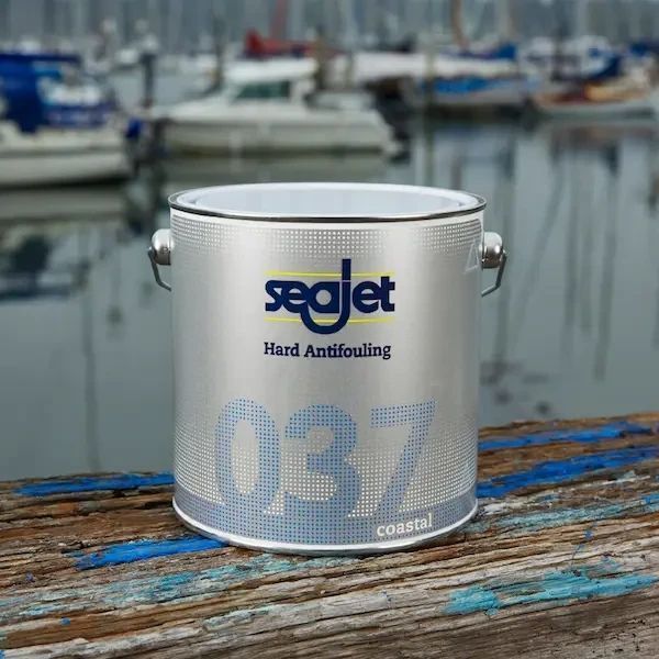 Необрастайка темно-синя 2.5 літра SEAJET 037 COASTAL для човнів і катерів проти обростання 690CR6094-2.5L фото